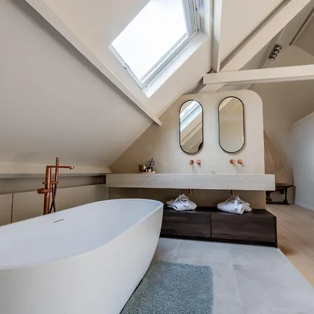 Bed and Breakfast Euphrosina Boutique Met Verwarmd Zwembad, Sauna, Vlakbij Het Οστένδη