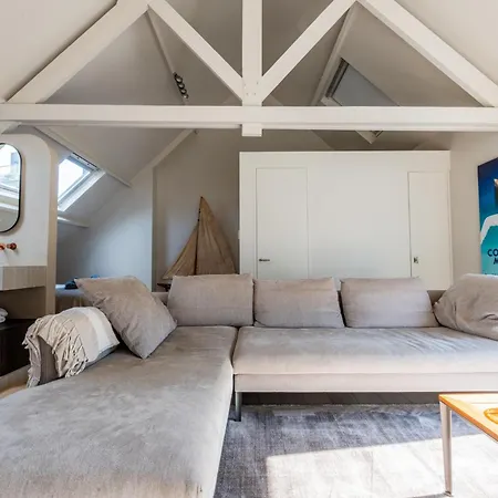 Euphrosina Boutique Met Verwarmd Zwembad, Sauna, Vlakbij Het Bed & Breakfast 4*