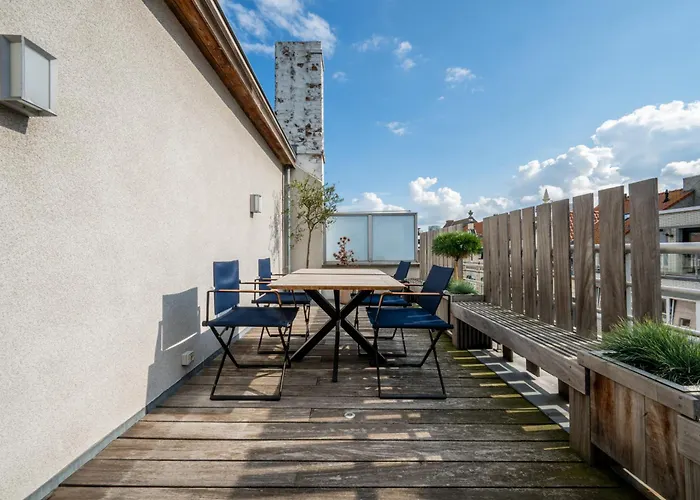 Alojamento de Acomodação e Pequeno-almoço Euphrosina Boutique Met Verwarmd Zwembad, Sauna, Vlakbij Het Ostend