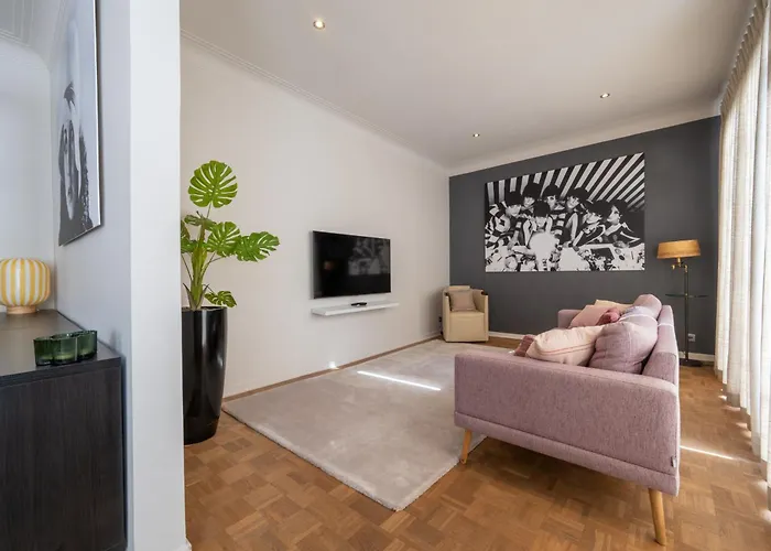 Euphrosina Boutique Met Verwarmd Zwembad, Sauna, Vlakbij Het Alojamento de Acomodação e Pequeno-almoço